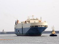 August13Tyne  Car Transporter entering the River Tyne.