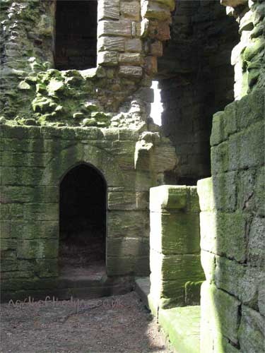 Dunstanburgh Castle - Northumberland